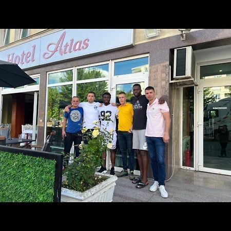 נובי פאזאר Hotel Atlas מראה חיצוני תמונה