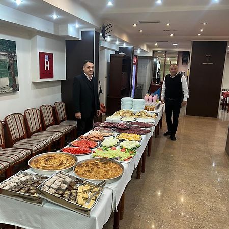 נובי פאזאר Hotel Atlas מראה חיצוני תמונה
